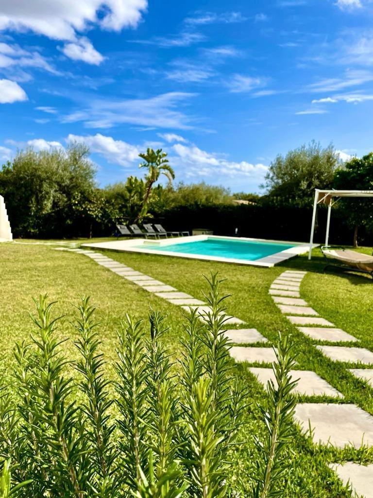 Villa Strelitzia'S House With Heated Pool From December 2024, Private Garden And Private Parking & Wi-Fi Avola Exterior foto